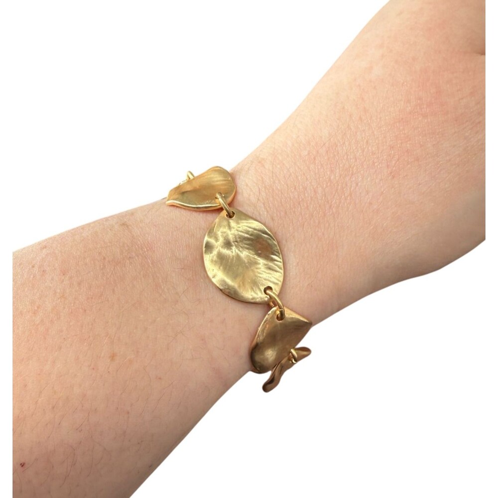 J. Jill Hammered Leaf Bracelet Gold Tone Bee Magnetic Boho Artisan Link Etched - Picture 10 of 16